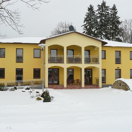 Wellness Villa Liptov 利托福卡西尼克 外观 照片