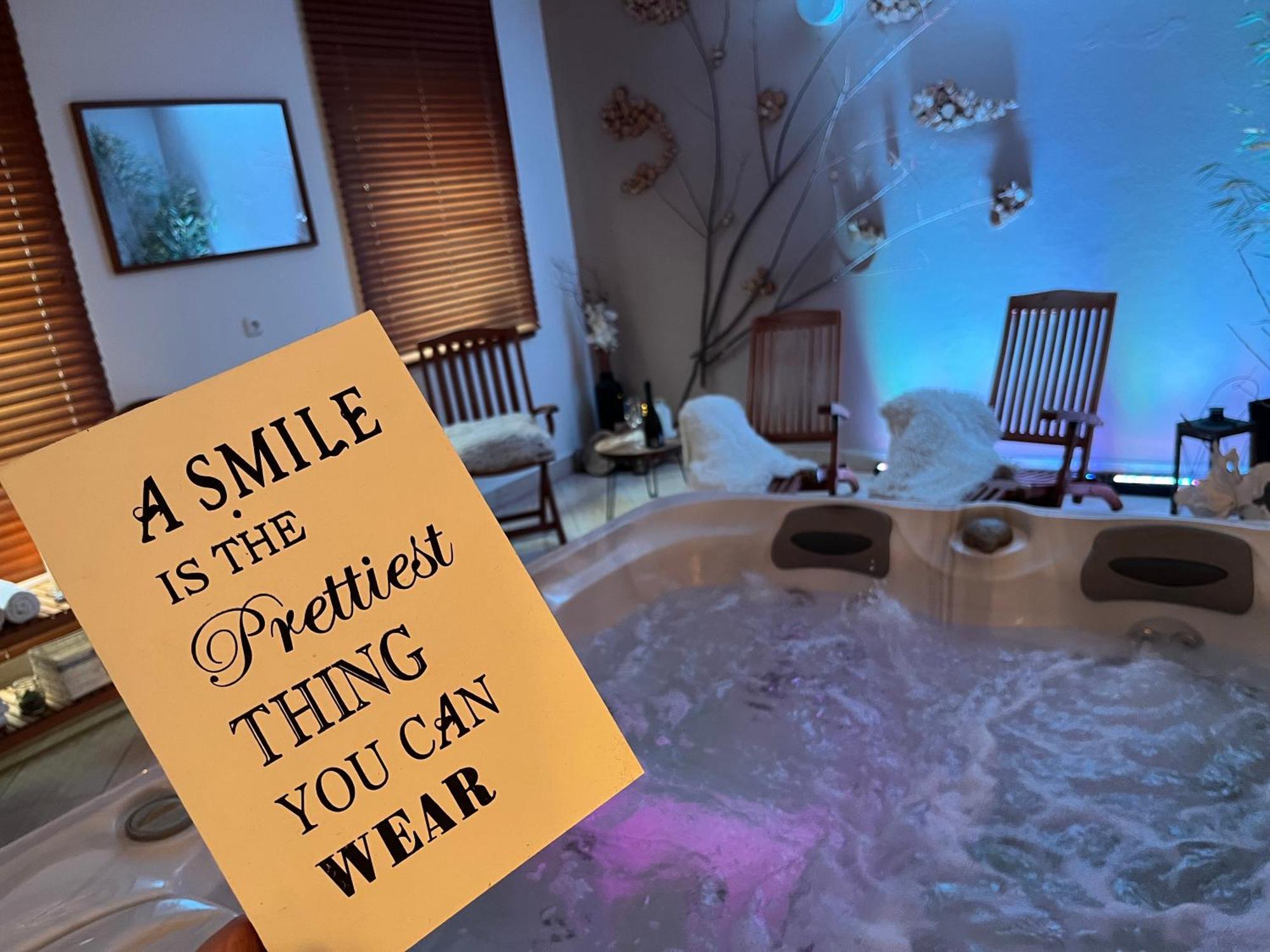 Wellness Villa Liptov 利托福卡西尼克 外观 照片